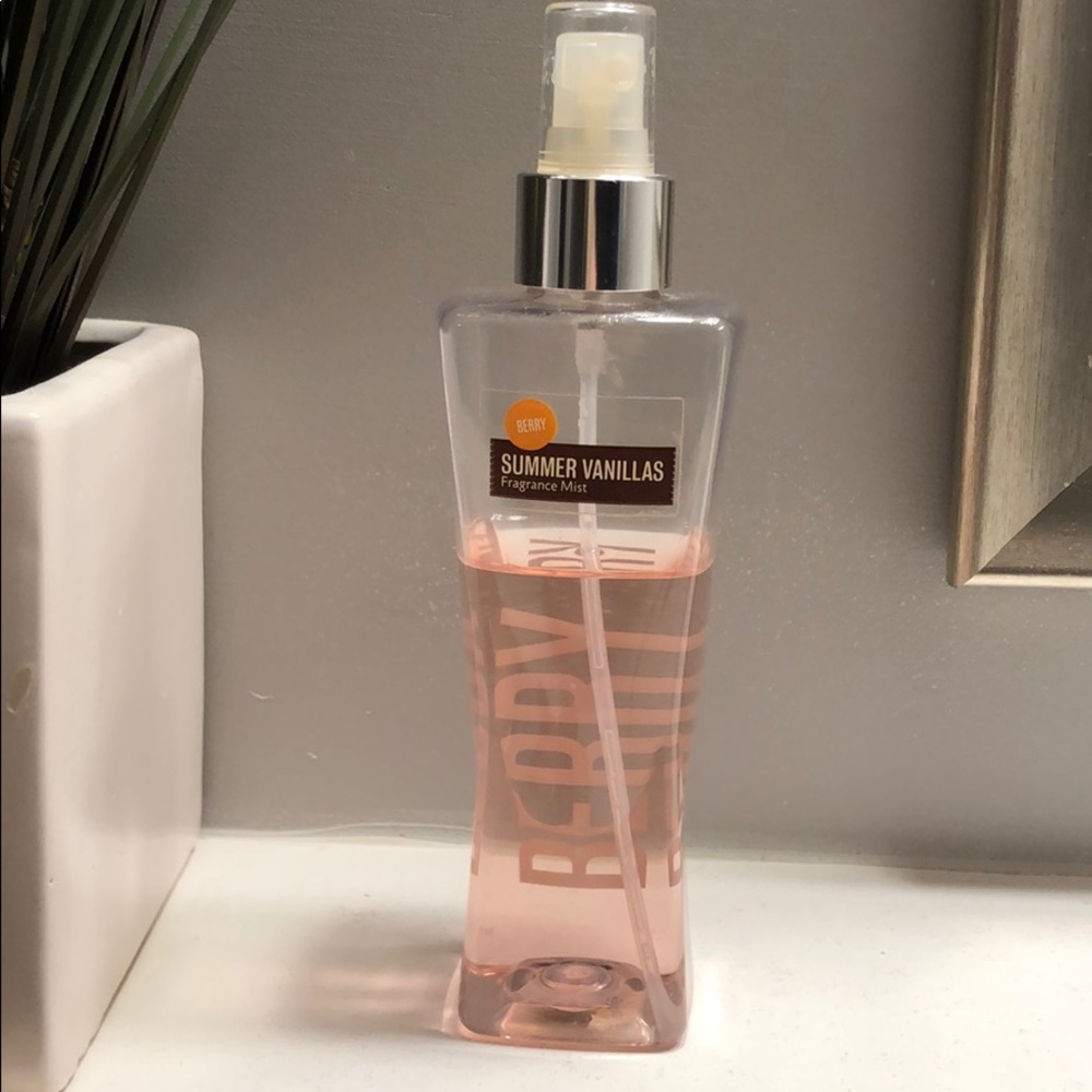 Summer vanilla BERRY bath and body works